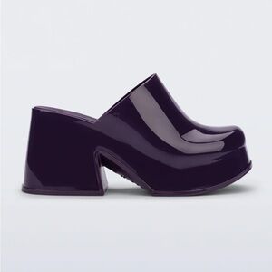 Mia Heel Platform Clog in Purple Size 8